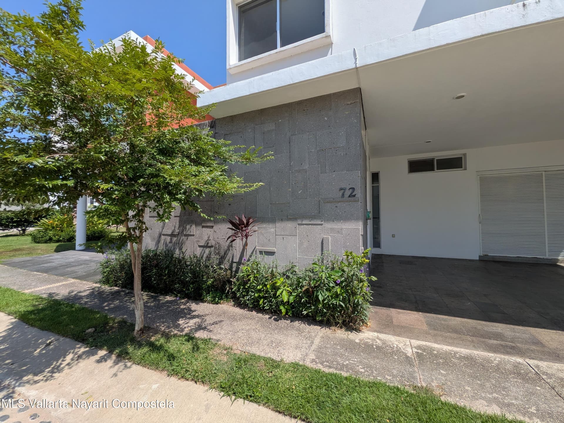 574 Avenida Mexico 15