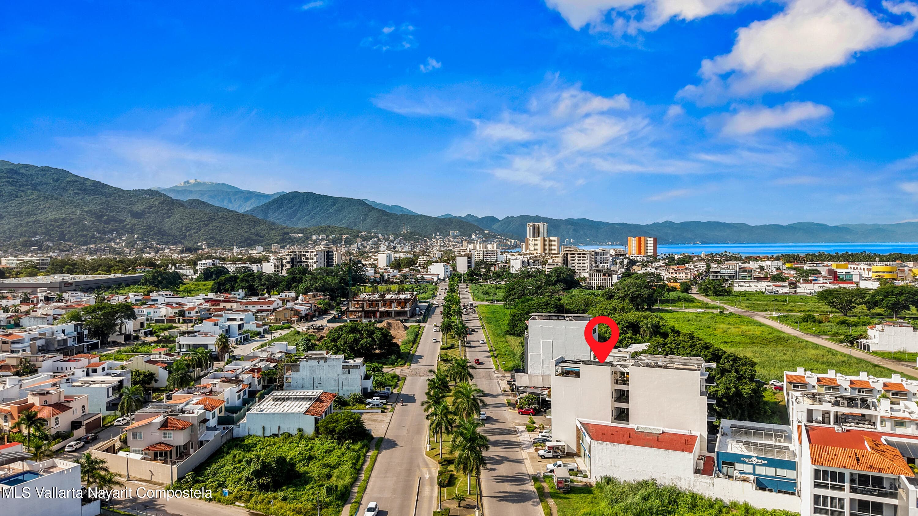 193 Avenida Grandes Lagos 16