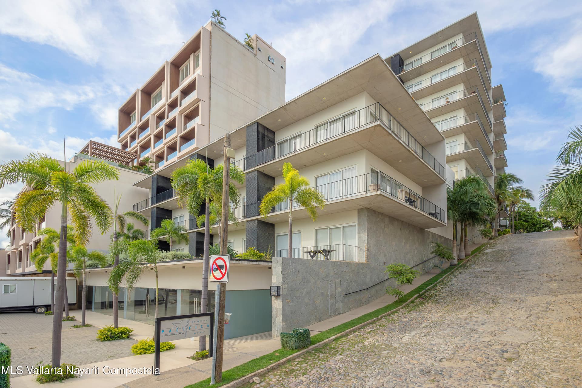 166 Fco. I Madero 30
