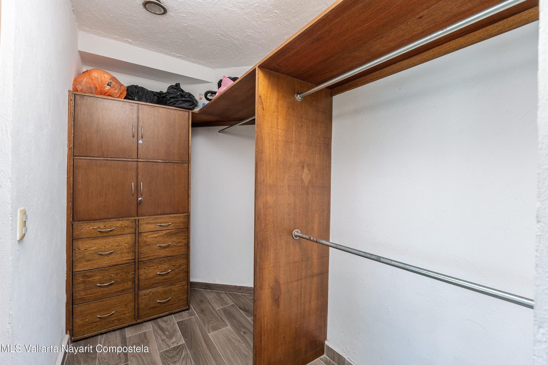 161 Av.  Paseo de La Marina Palmas 24