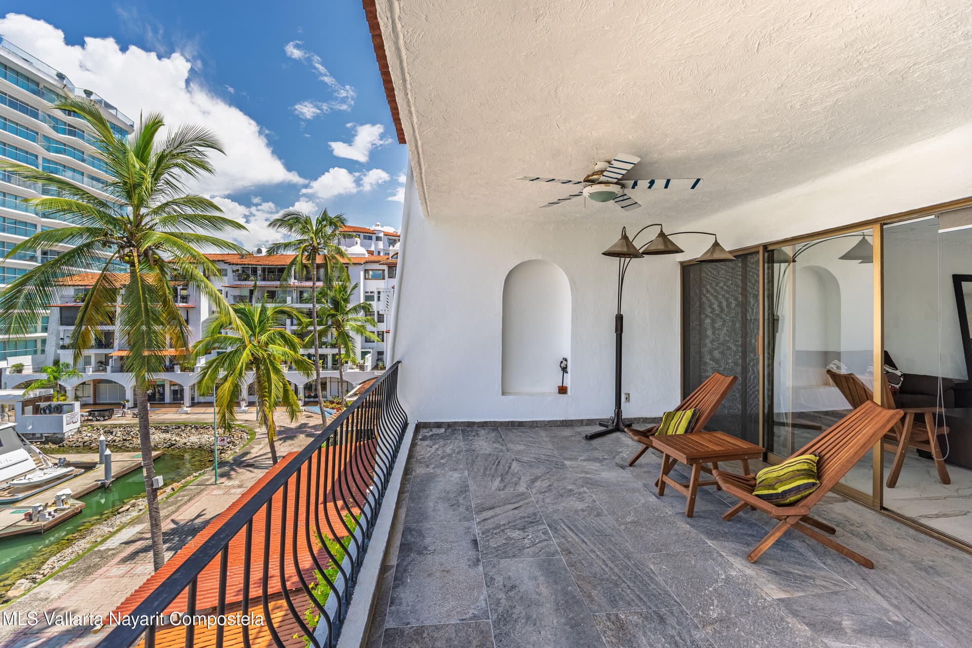161 Av.  Paseo de La Marina Palmas 6