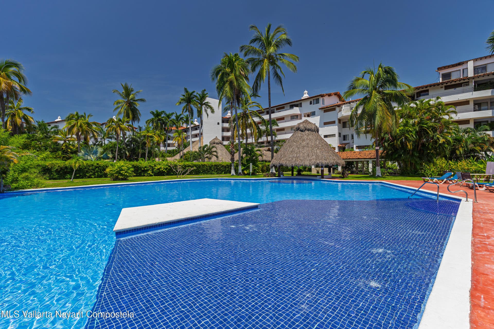 161 Av.  Paseo de La Marina Palmas 36