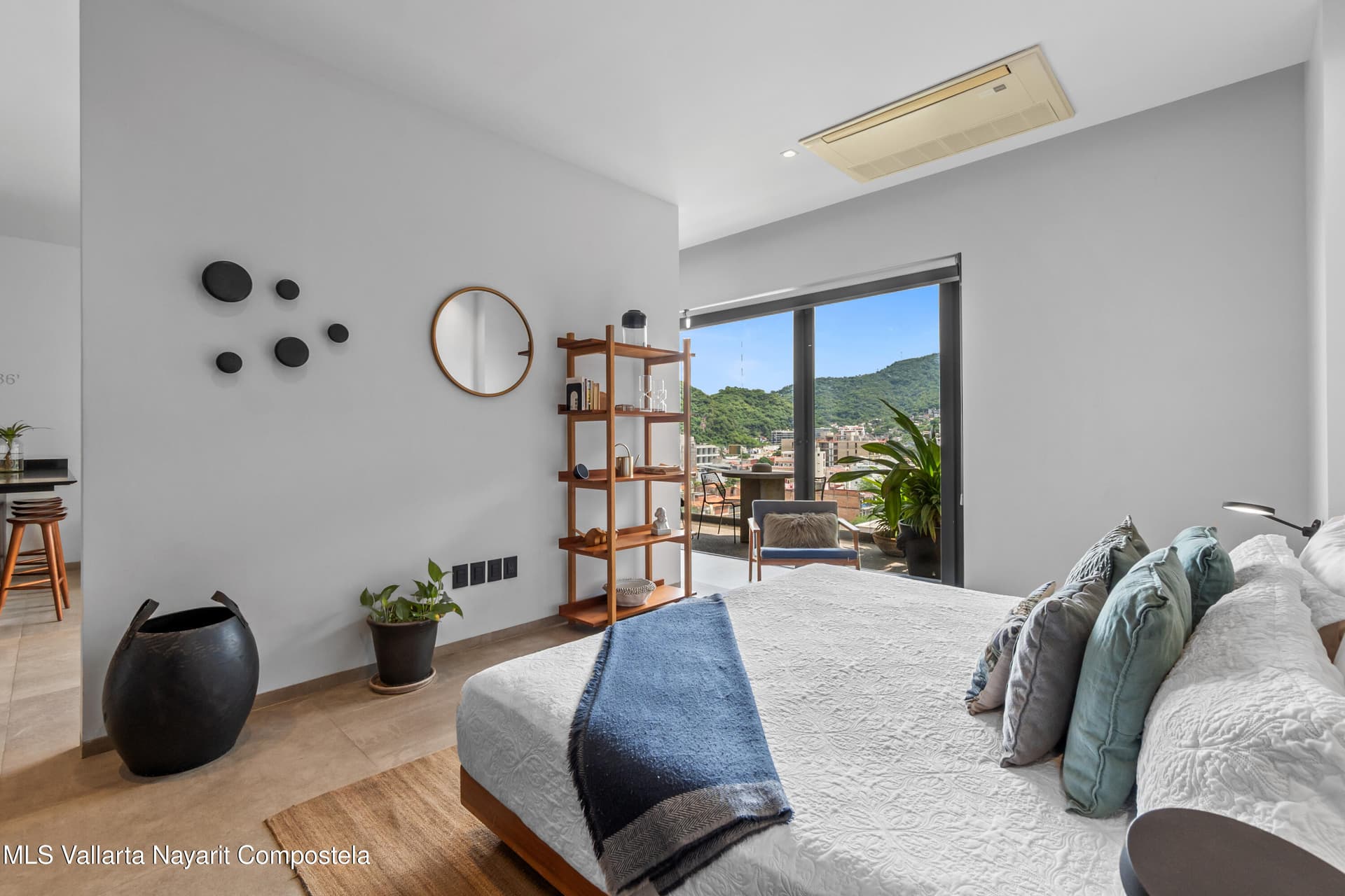 105 Sail View