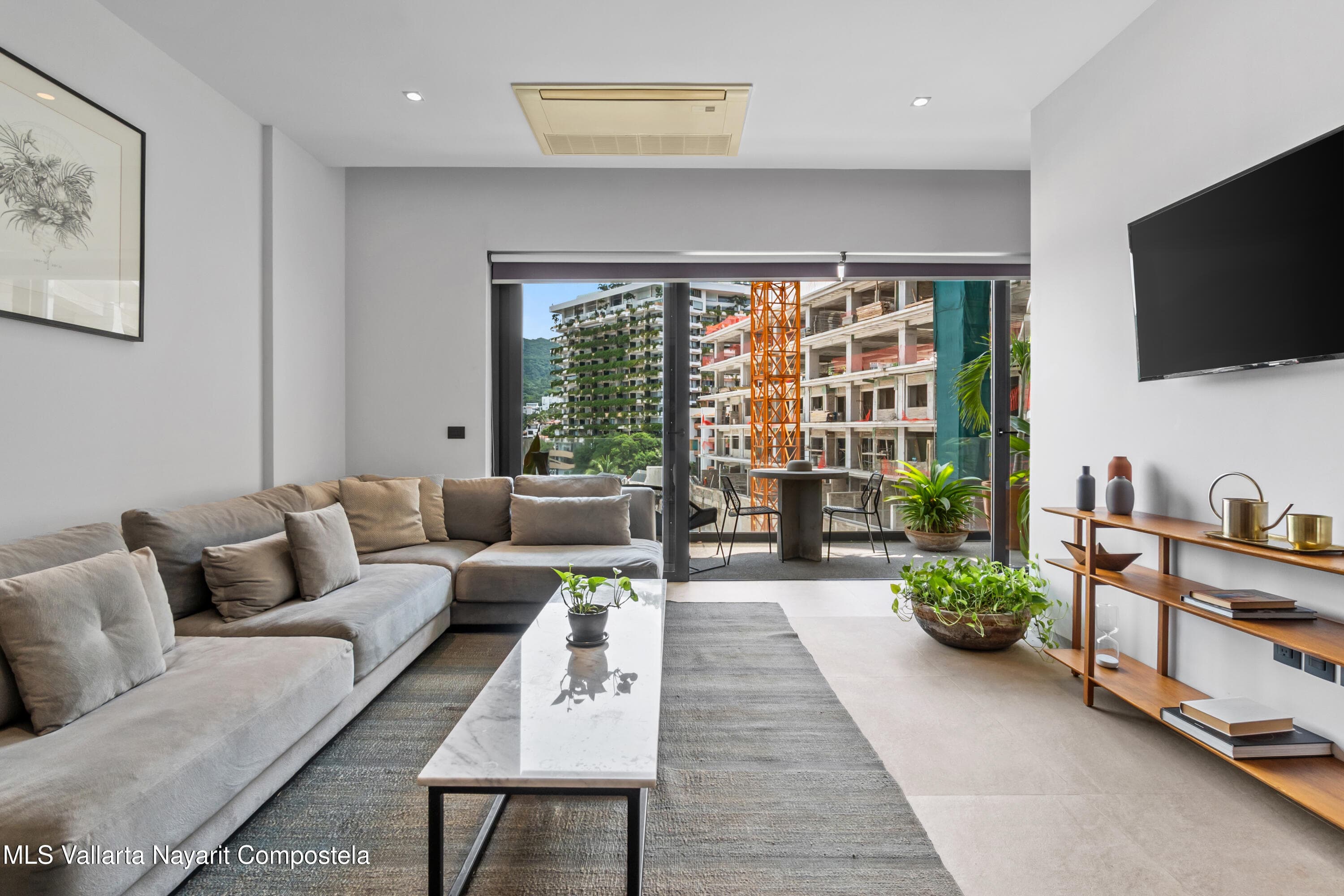 105 Sail View 9