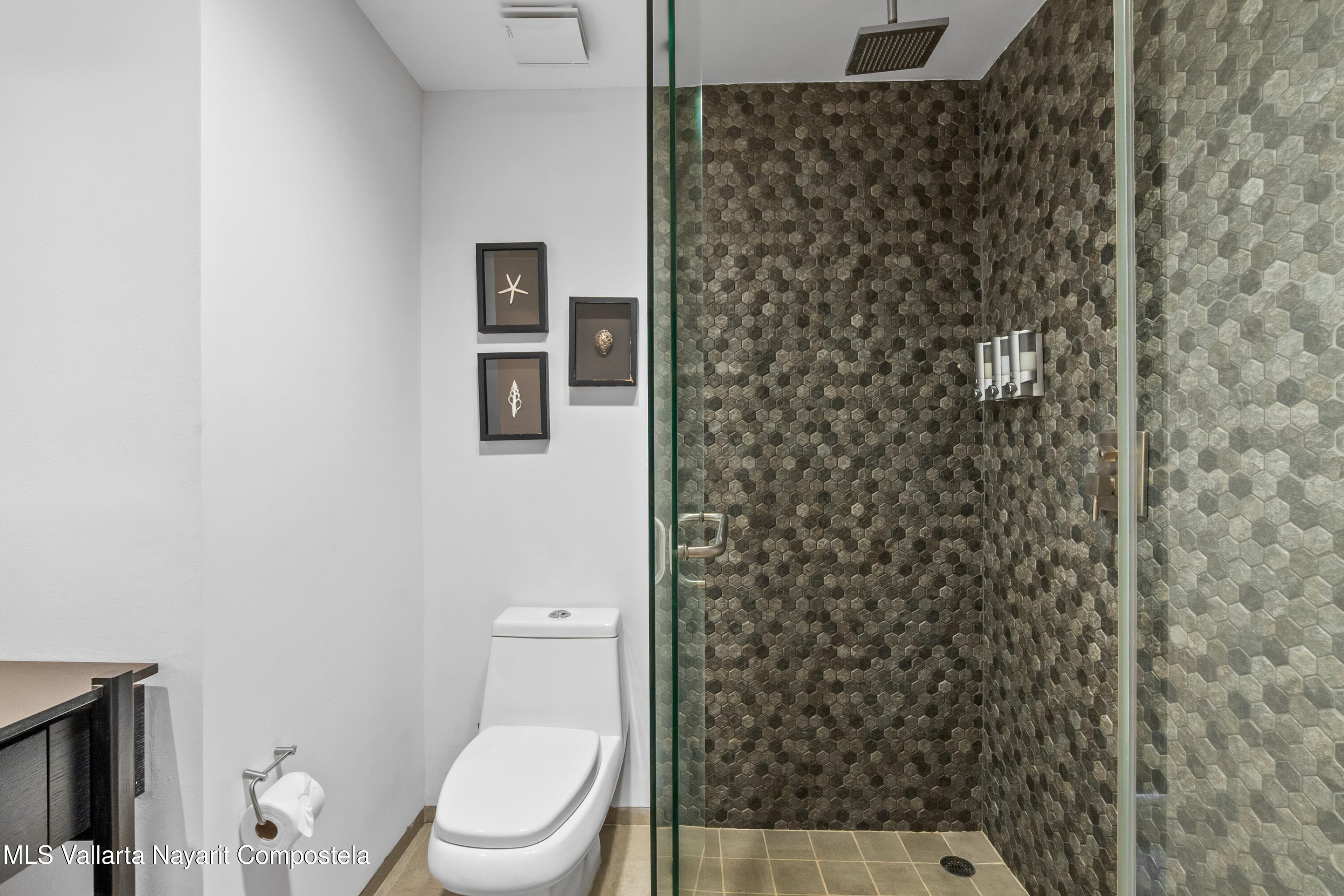 105 Sail View 15