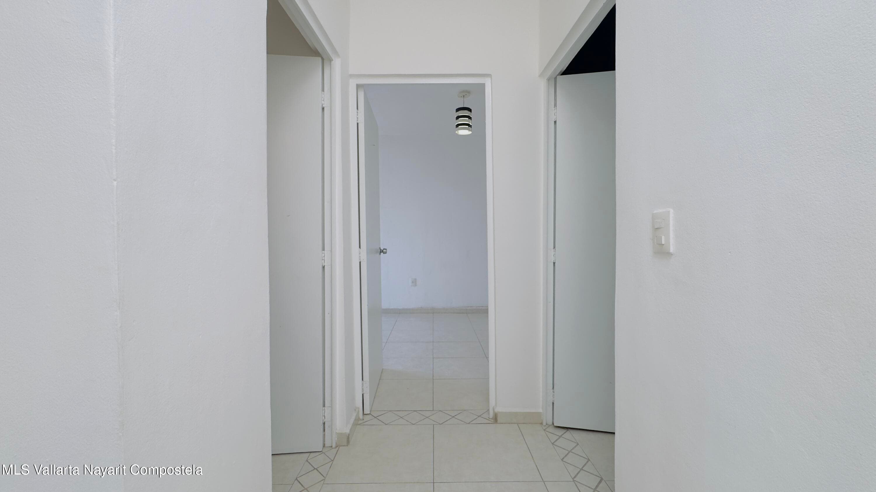 211 Paseo de Hermes 17