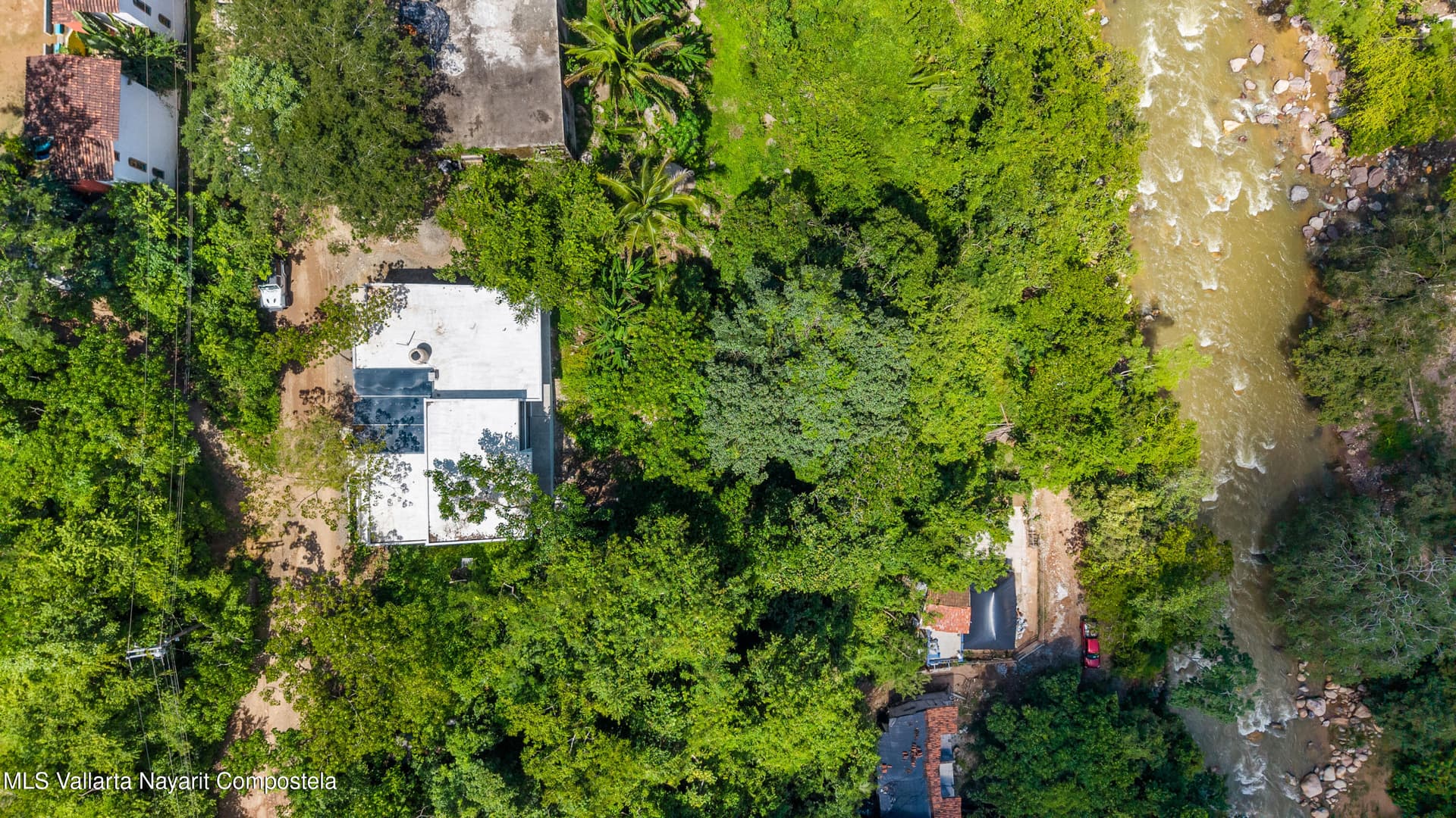 1042 Carmino Vallejo 33