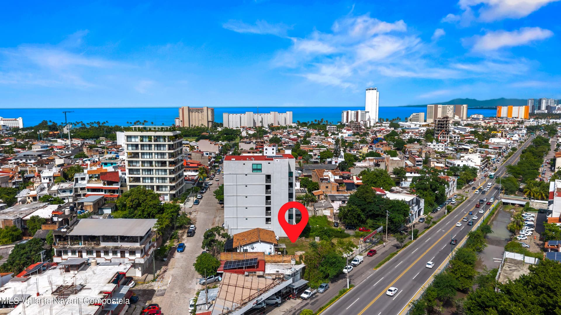 #680 Las Americas 7
