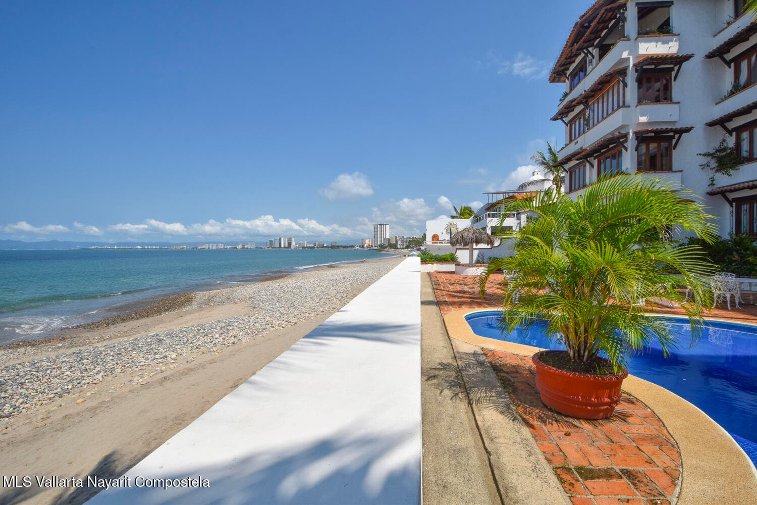 Playa Camarones 32