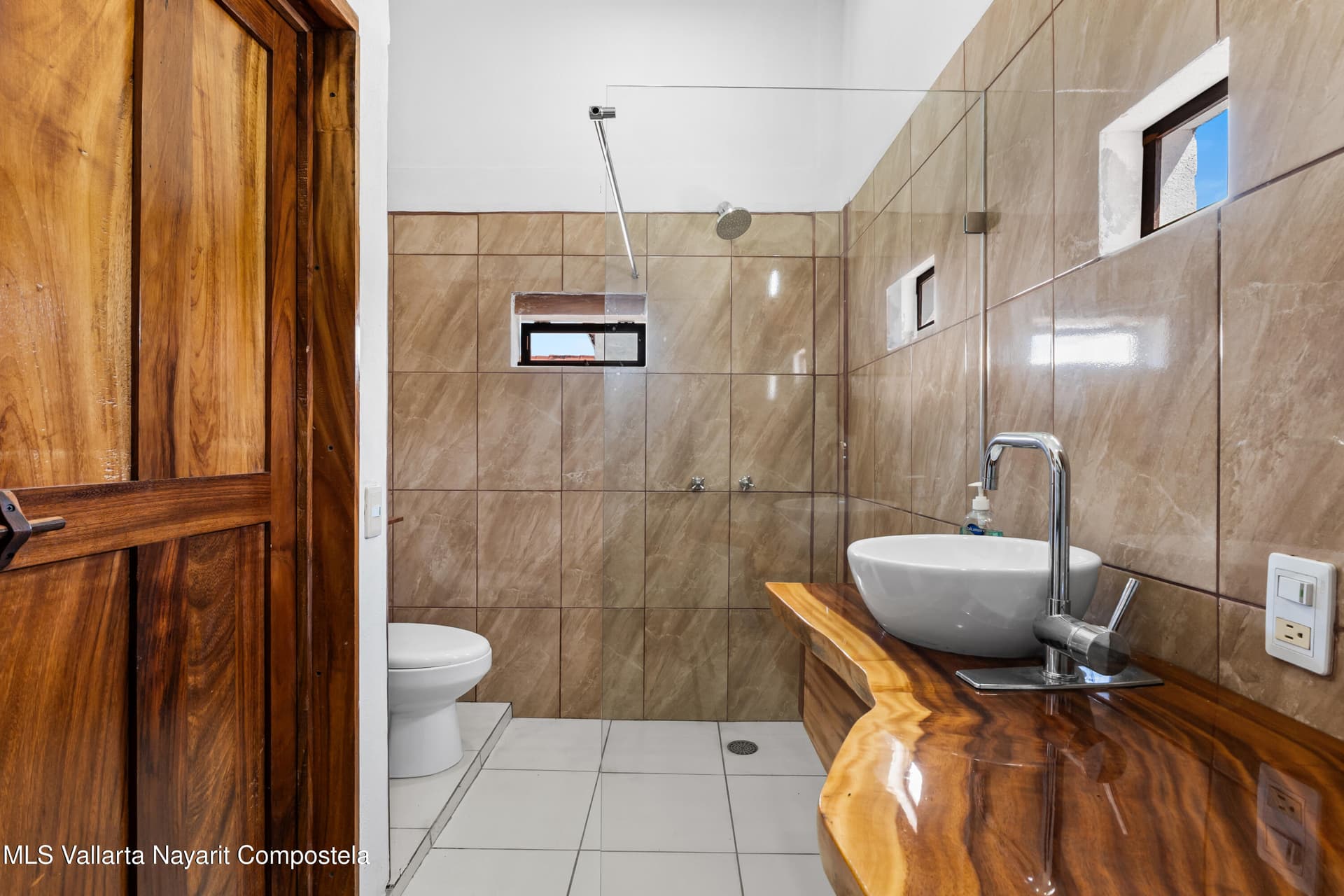 105 Andador Antonio Caso 21