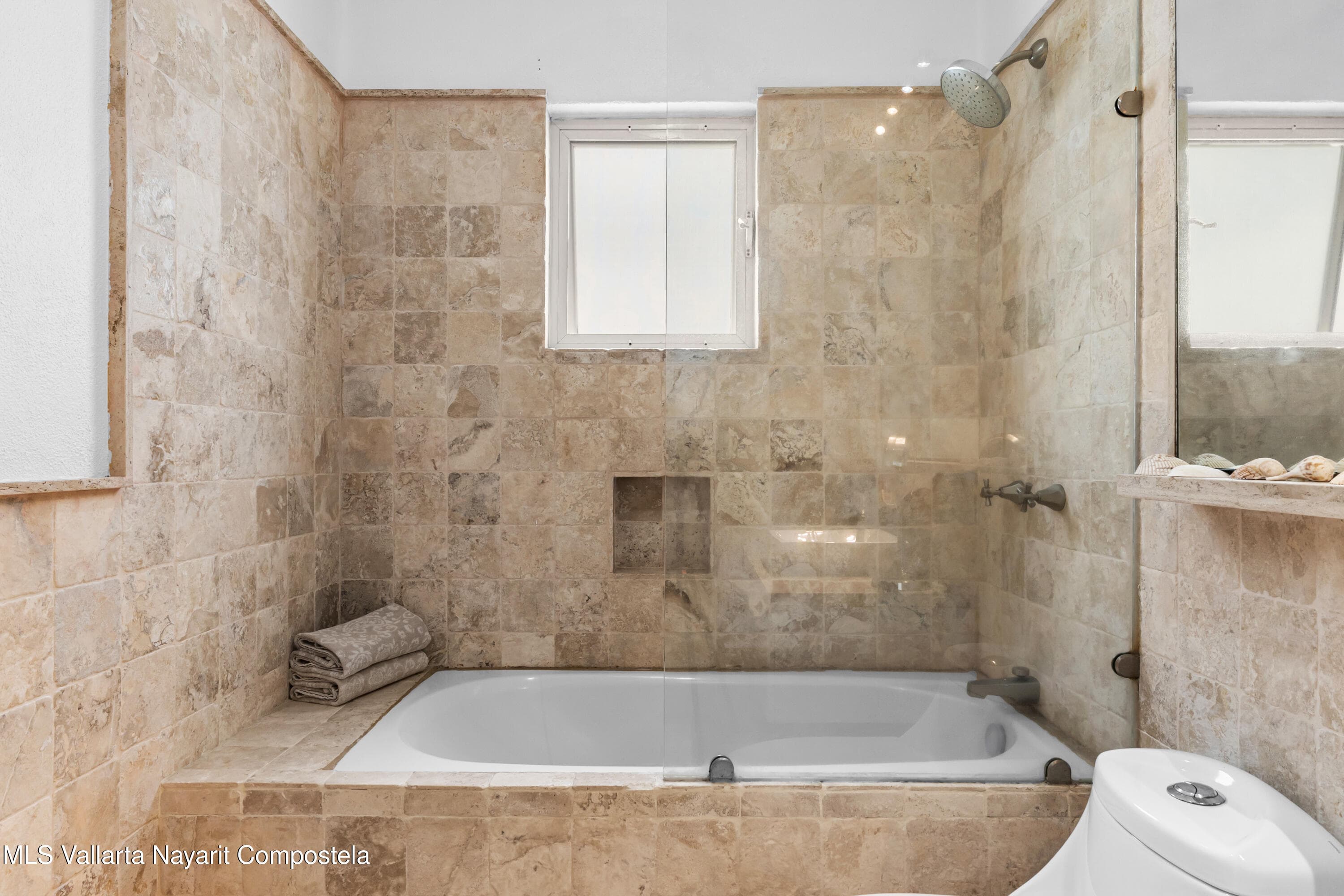 103 Cerrada-Privada de los Pinos 27