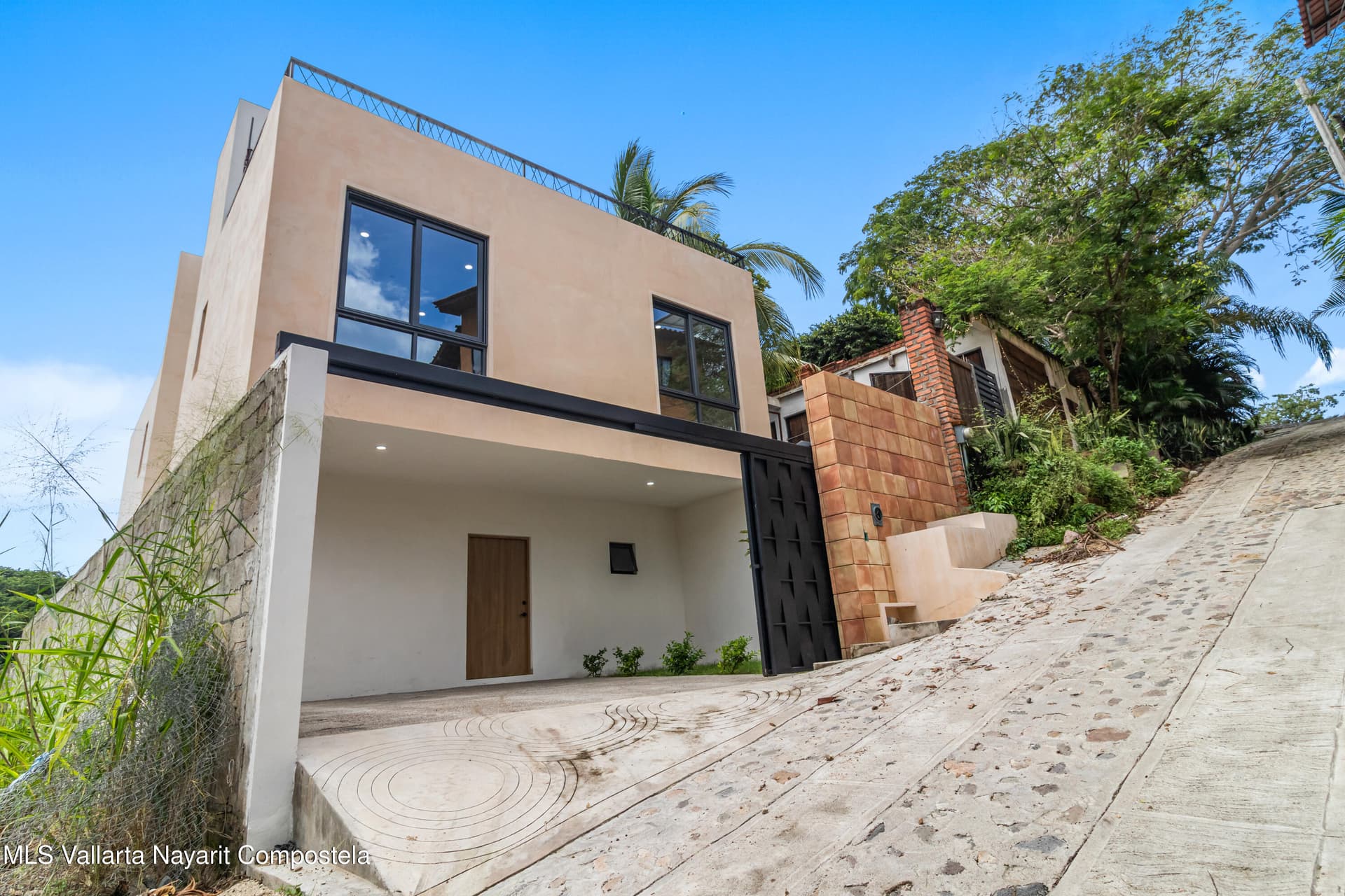 Los Cocos MZ-23 LT 7