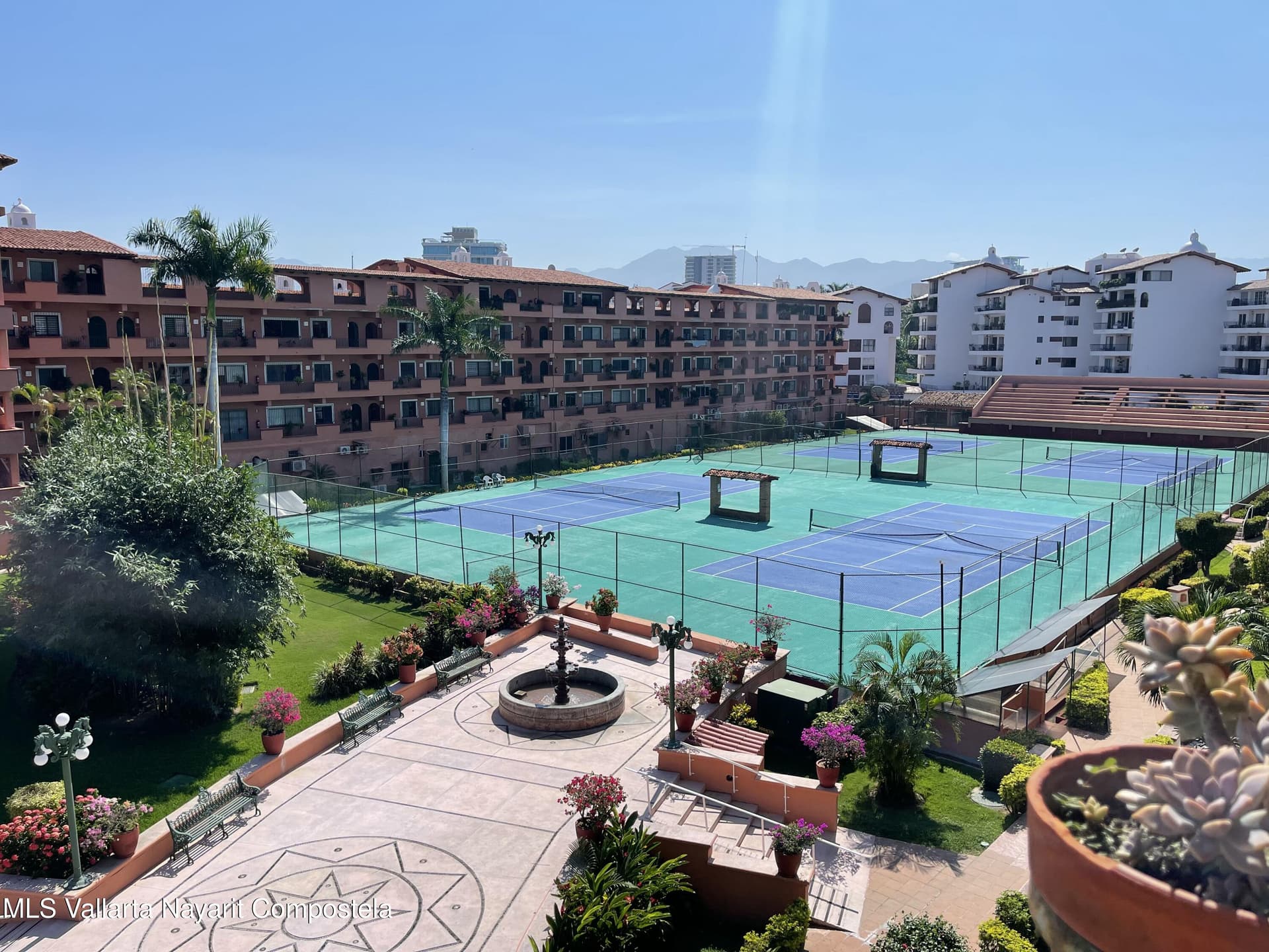 Puesta Del Sol - Marina 40