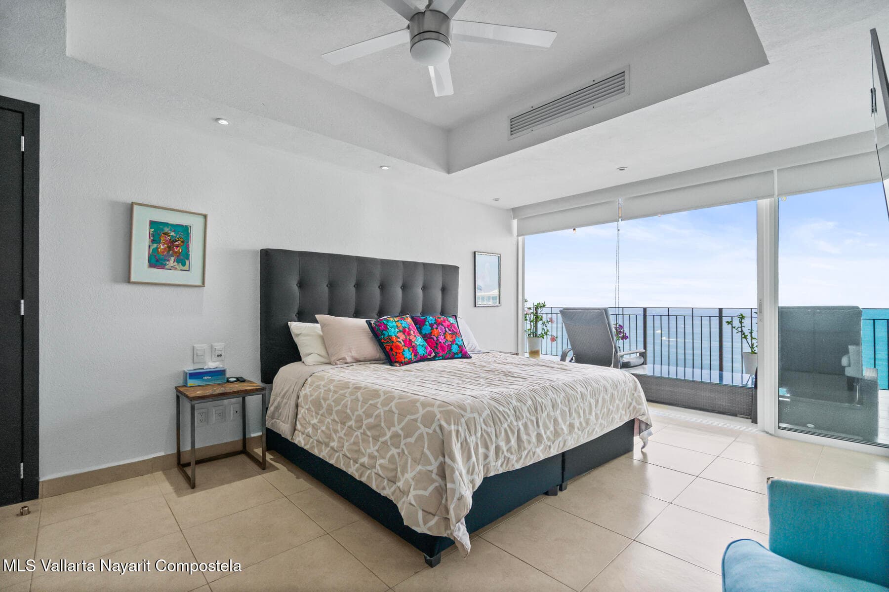 Grand Venetian 10