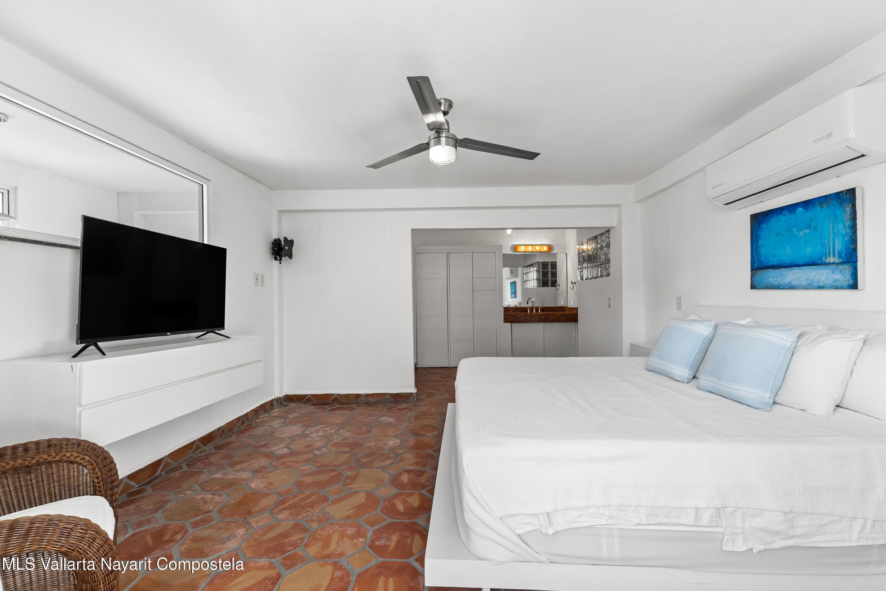 261 Basilio Badillo 34