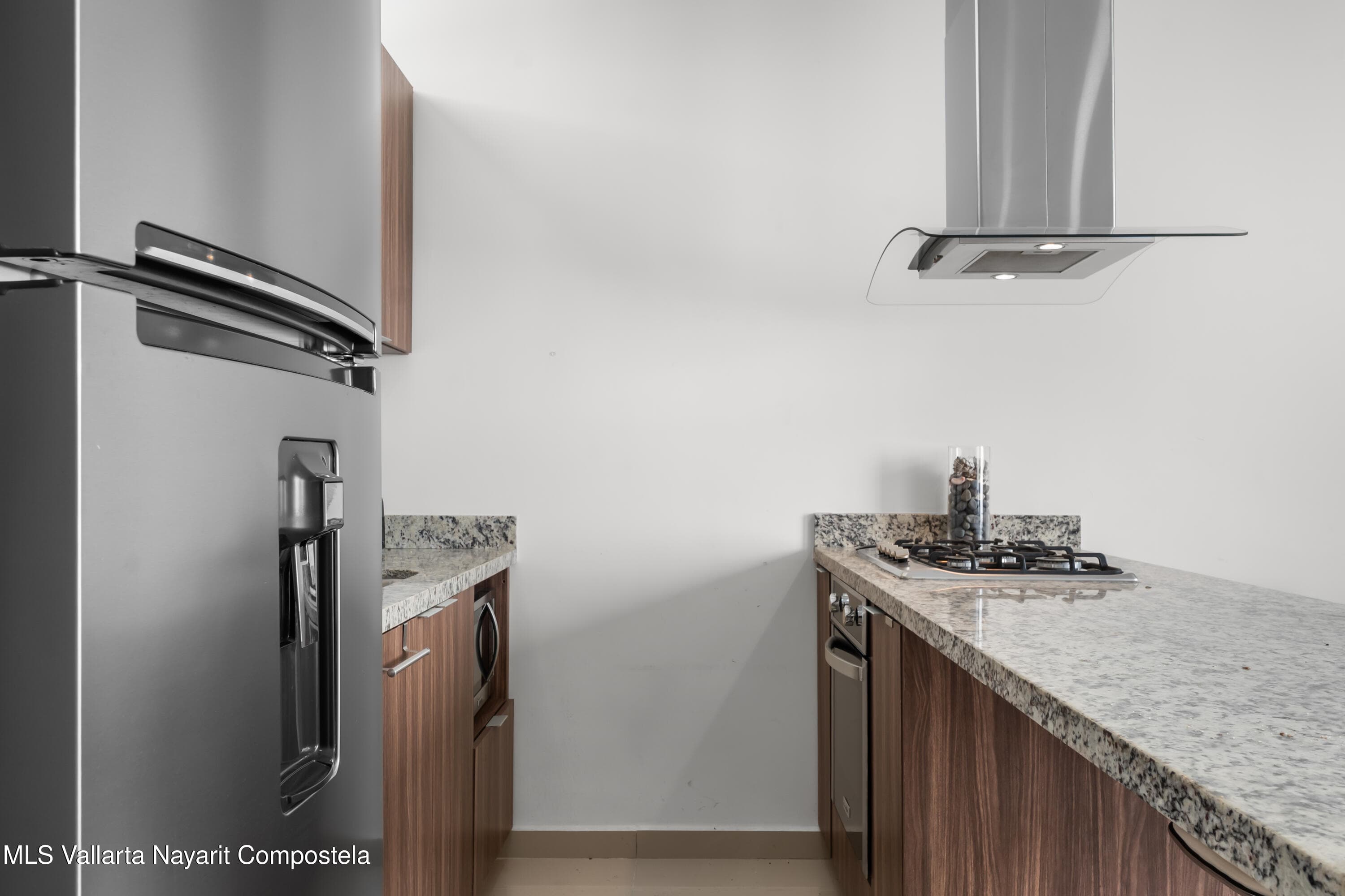 Ebano Residencial 4