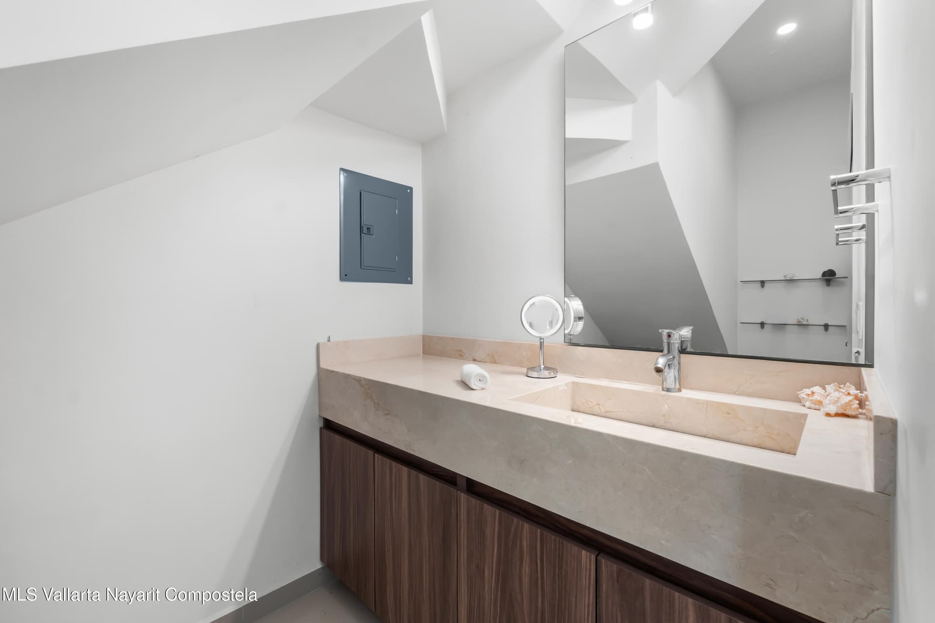 Ebano Residencial 12