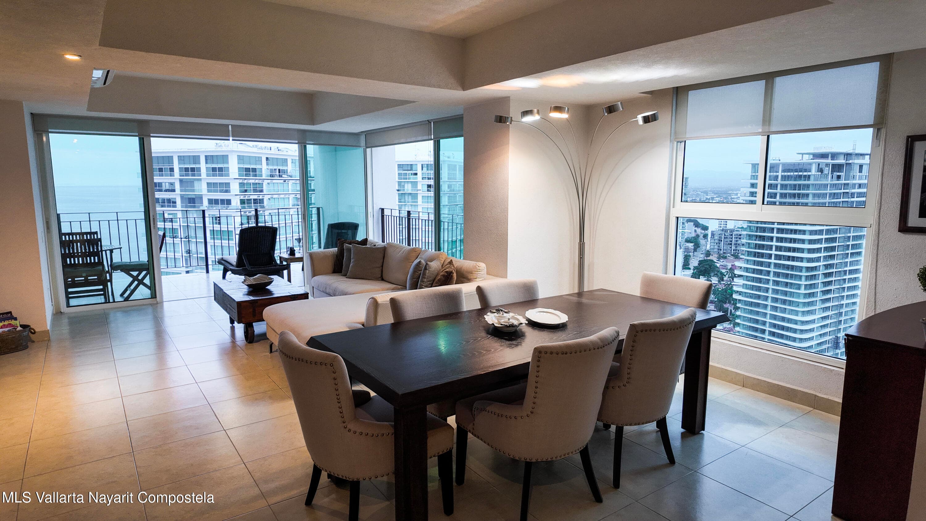 Grand Venetian 2