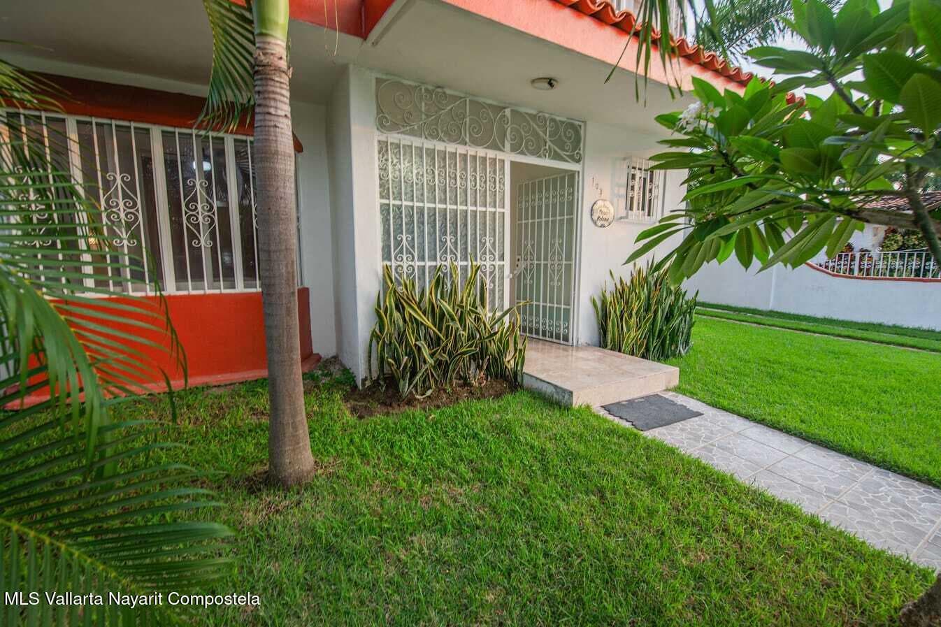 103 Av. Paseo del Marlin 4