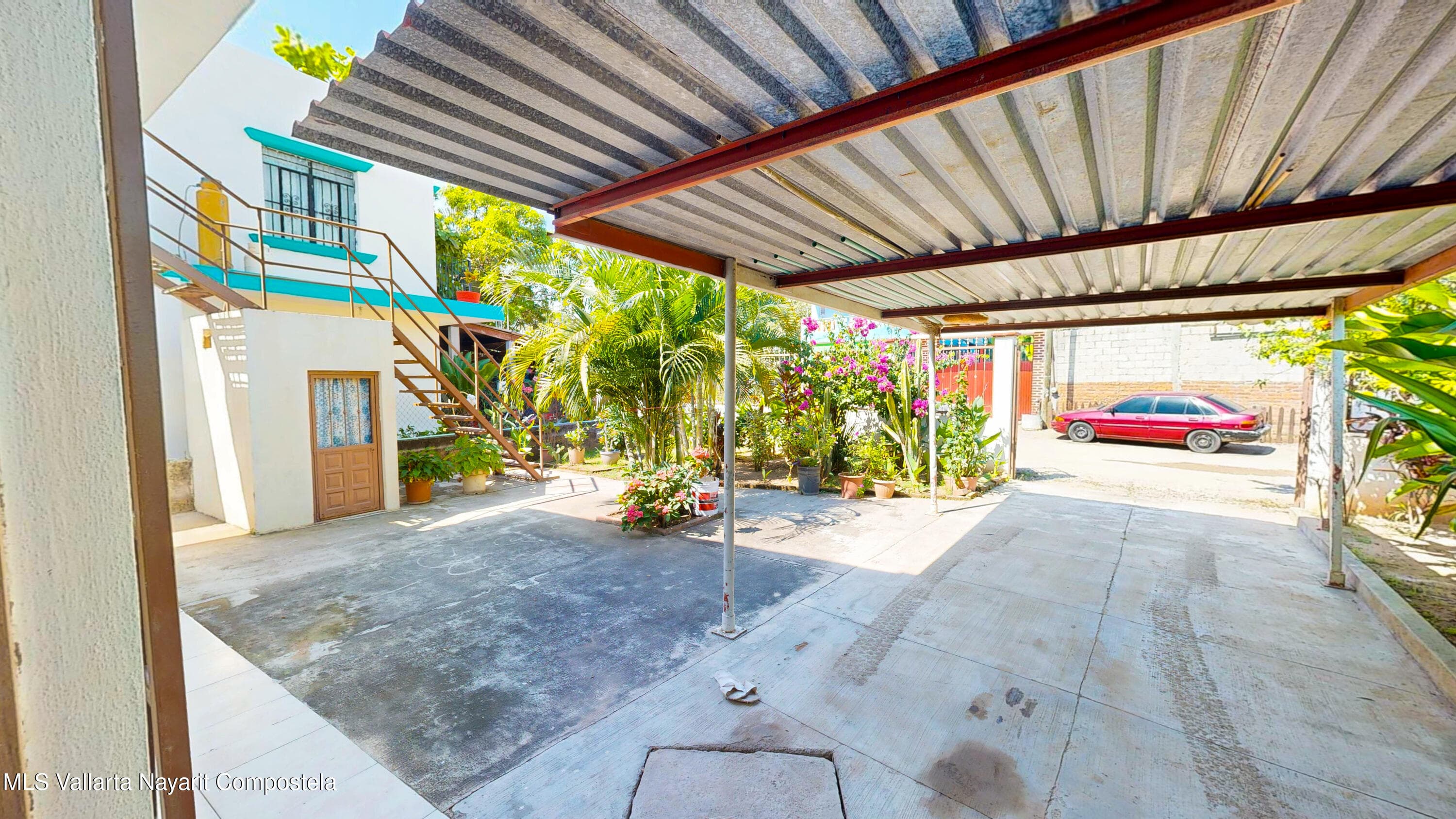 50 Calle Lirio 22