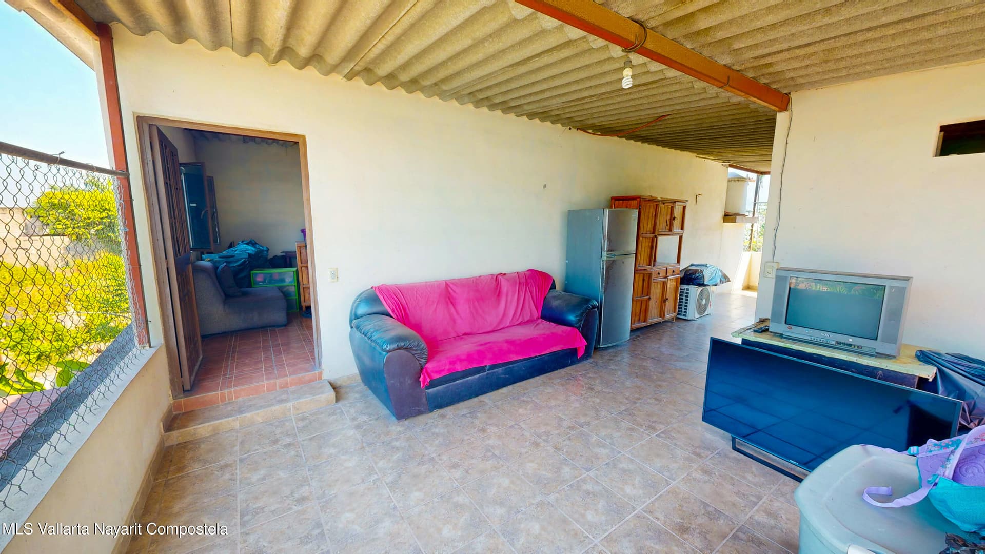 50 Calle Lirio 28