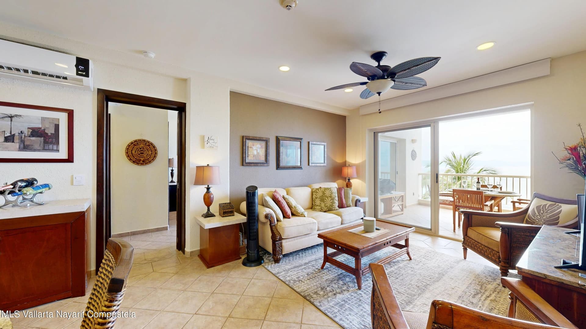 800 BOULEVARD COSTERO 5