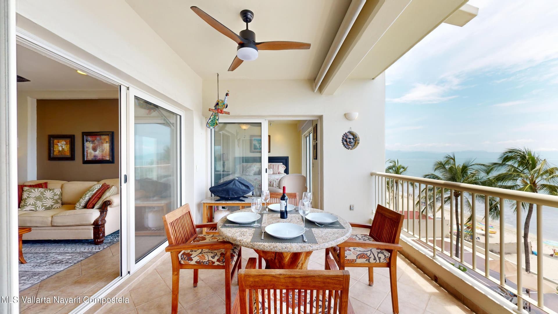 800 BOULEVARD COSTERO 8