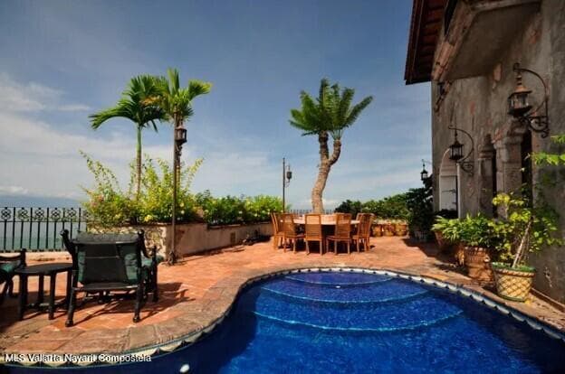 Villas Banderas 3