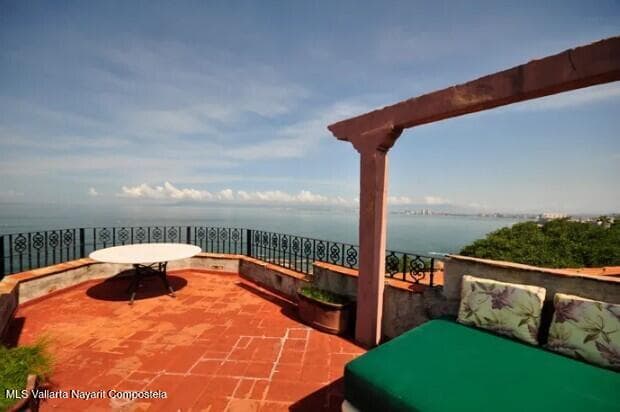 Villas Banderas 4