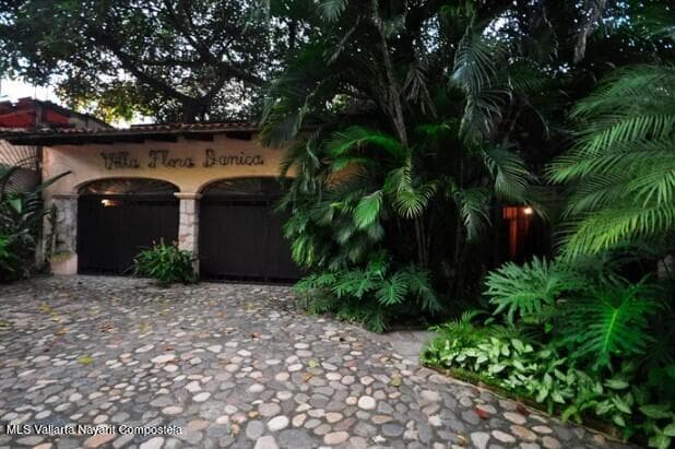 Villas Banderas 25