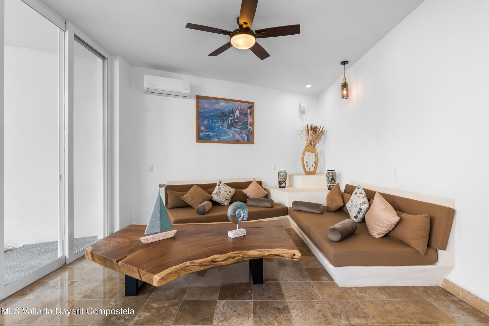 26 BRISAS VALLARTA AV. 11