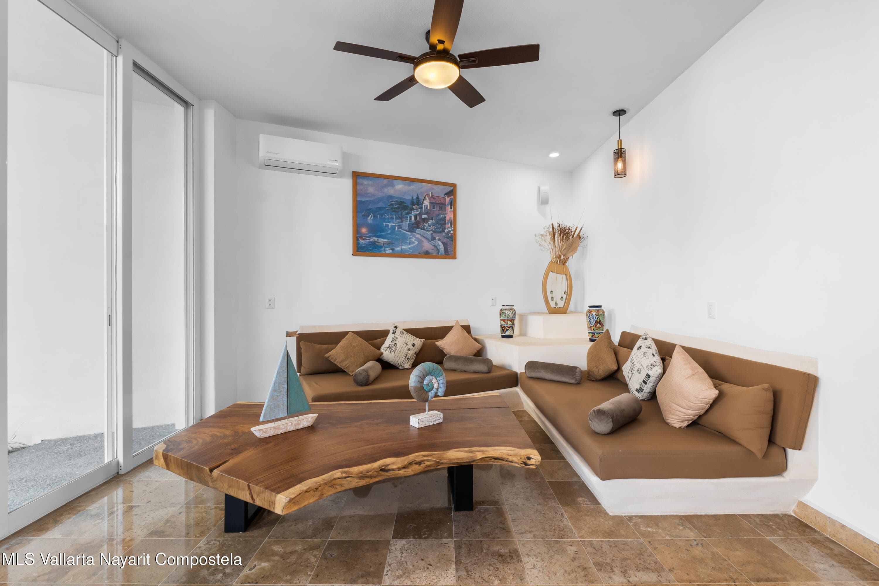 26 BRISAS VALLARTA AV. 11
