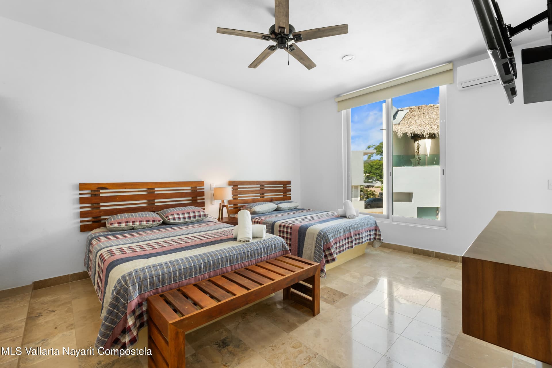 26 BRISAS VALLARTA AV. 33