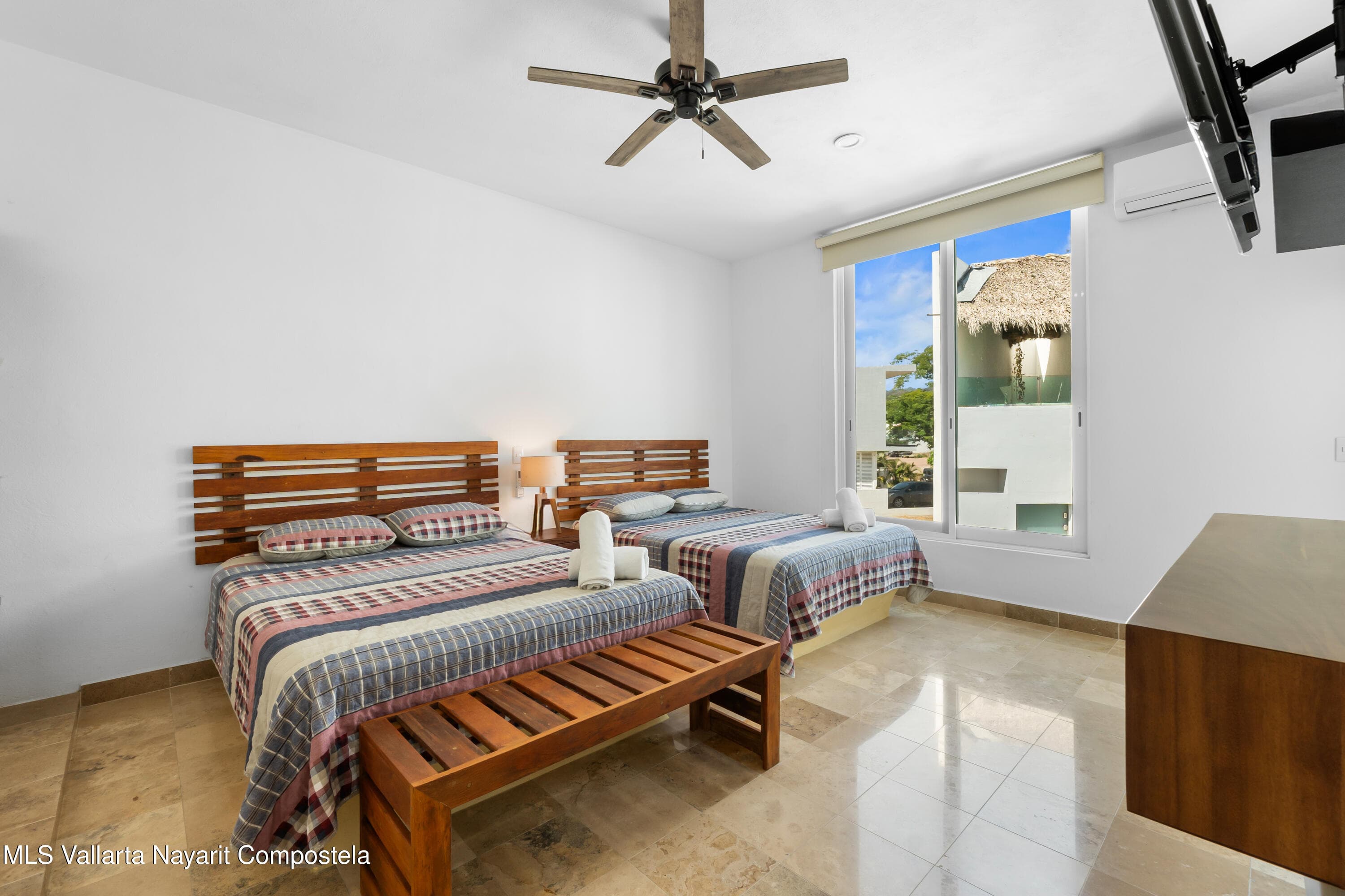 26 BRISAS VALLARTA AV. 33