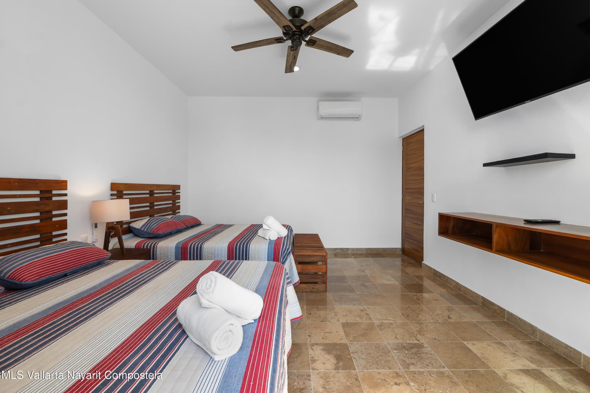 26 BRISAS VALLARTA AV. 38