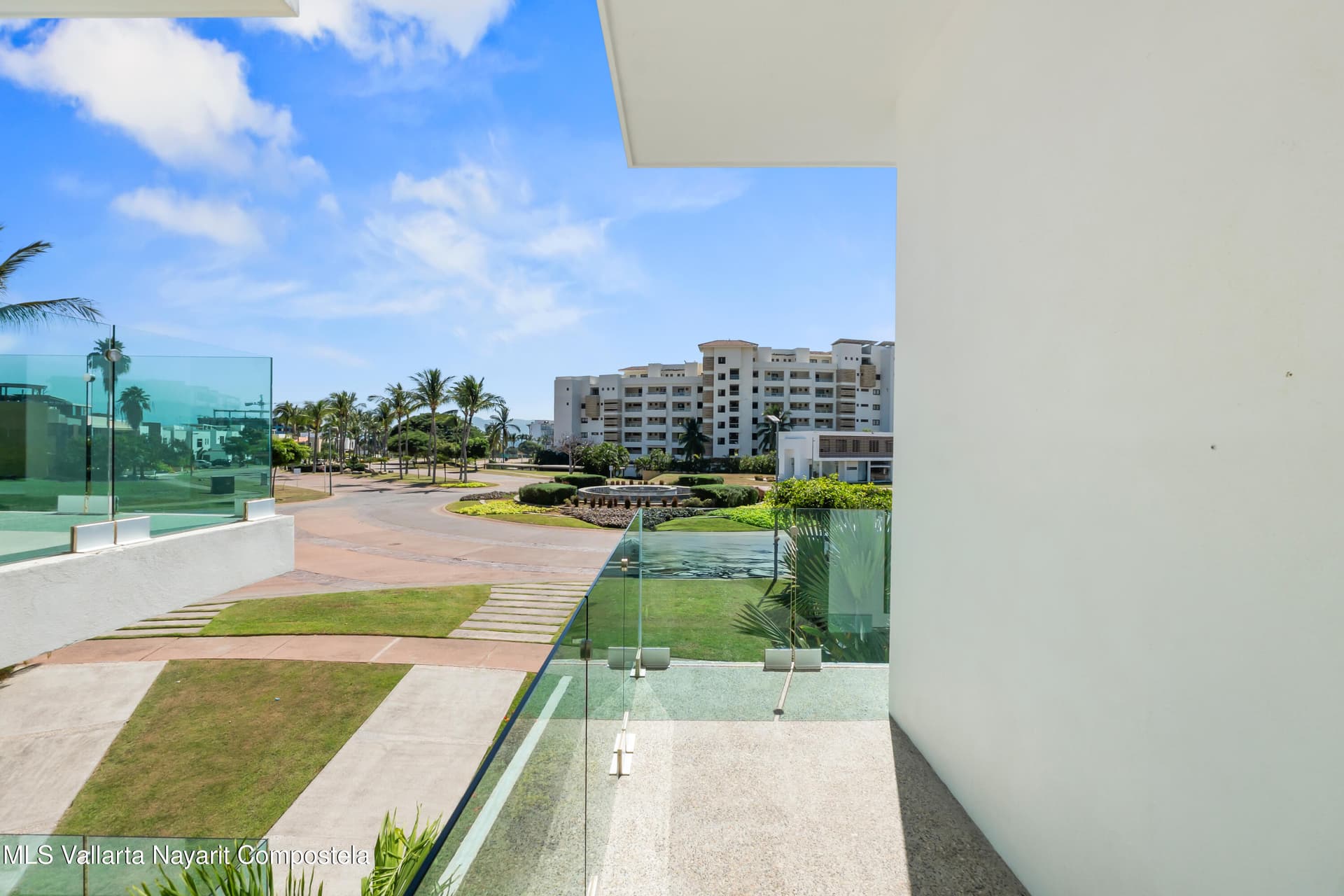 26 BRISAS VALLARTA AV. 40