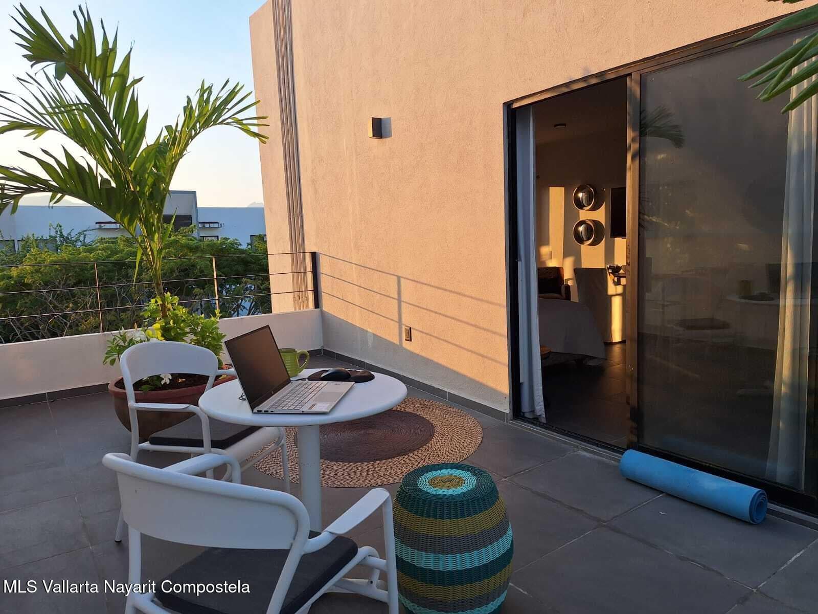 303 Paseo Foresta 14