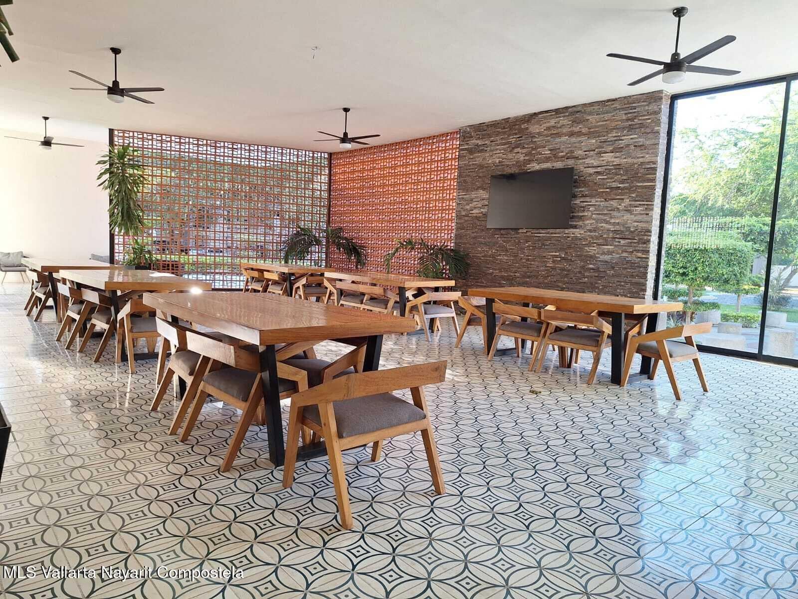 303 Paseo Foresta 20