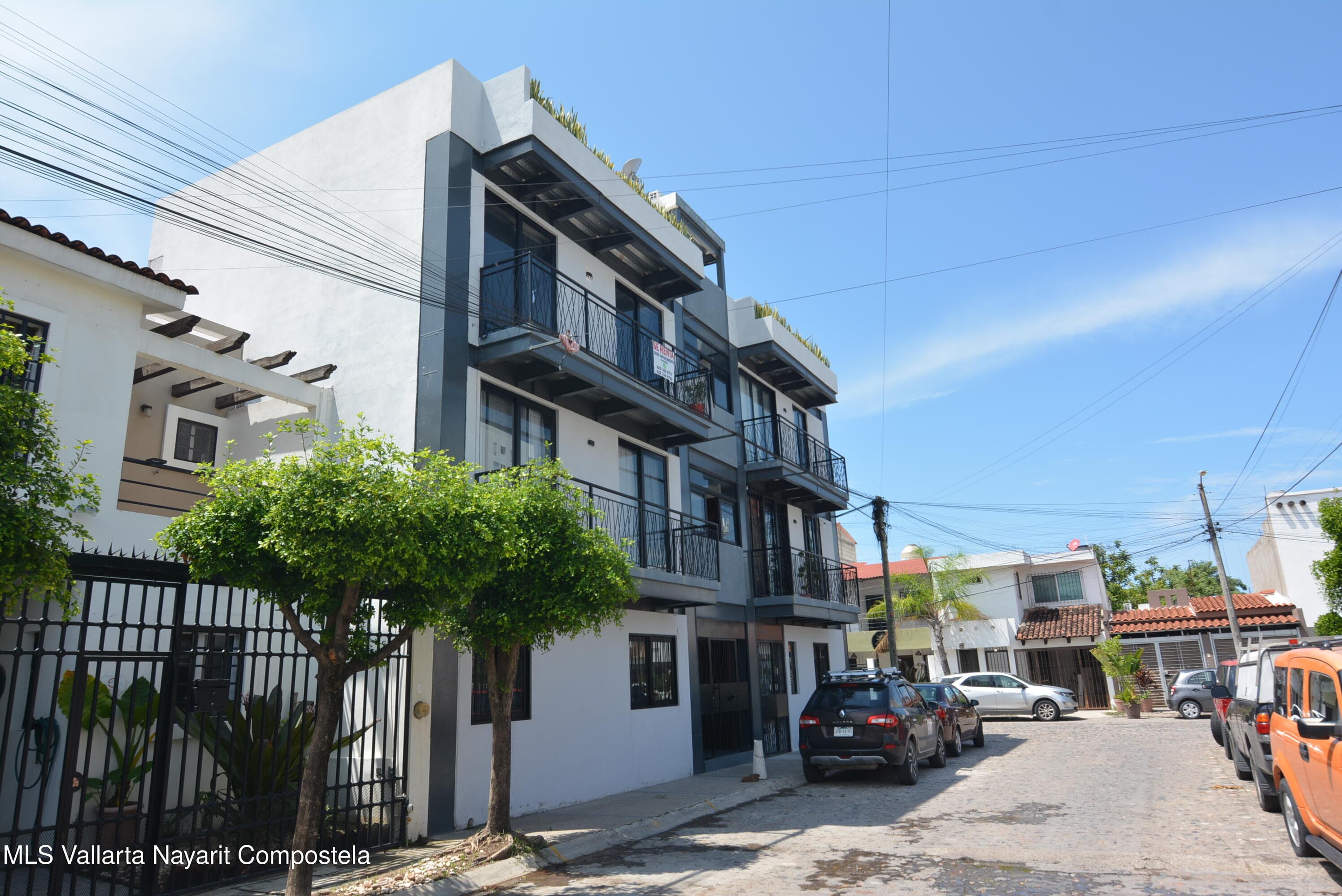 1472 Universidad Metropolitana 5