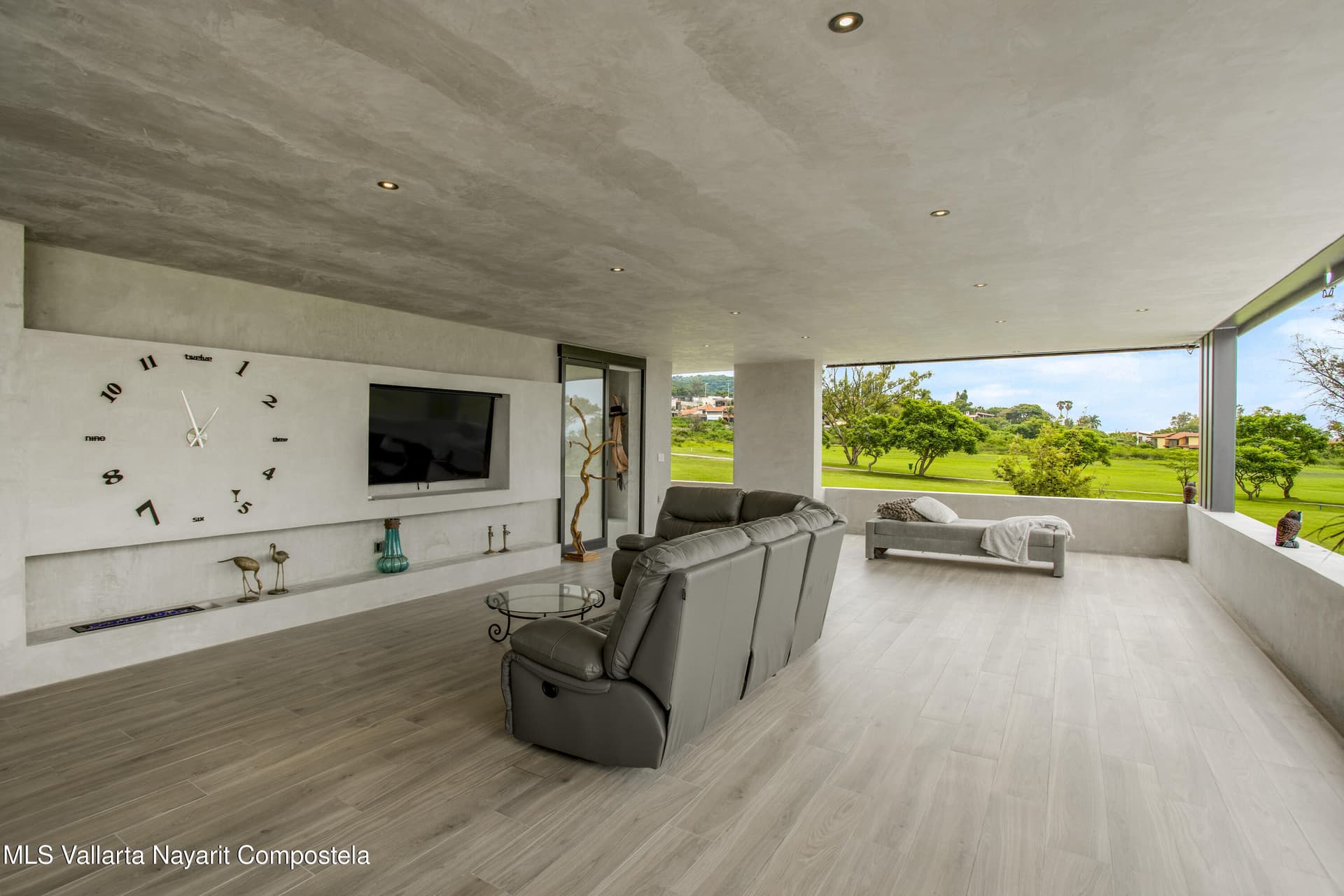 9A Vista del Lago Poniente 11