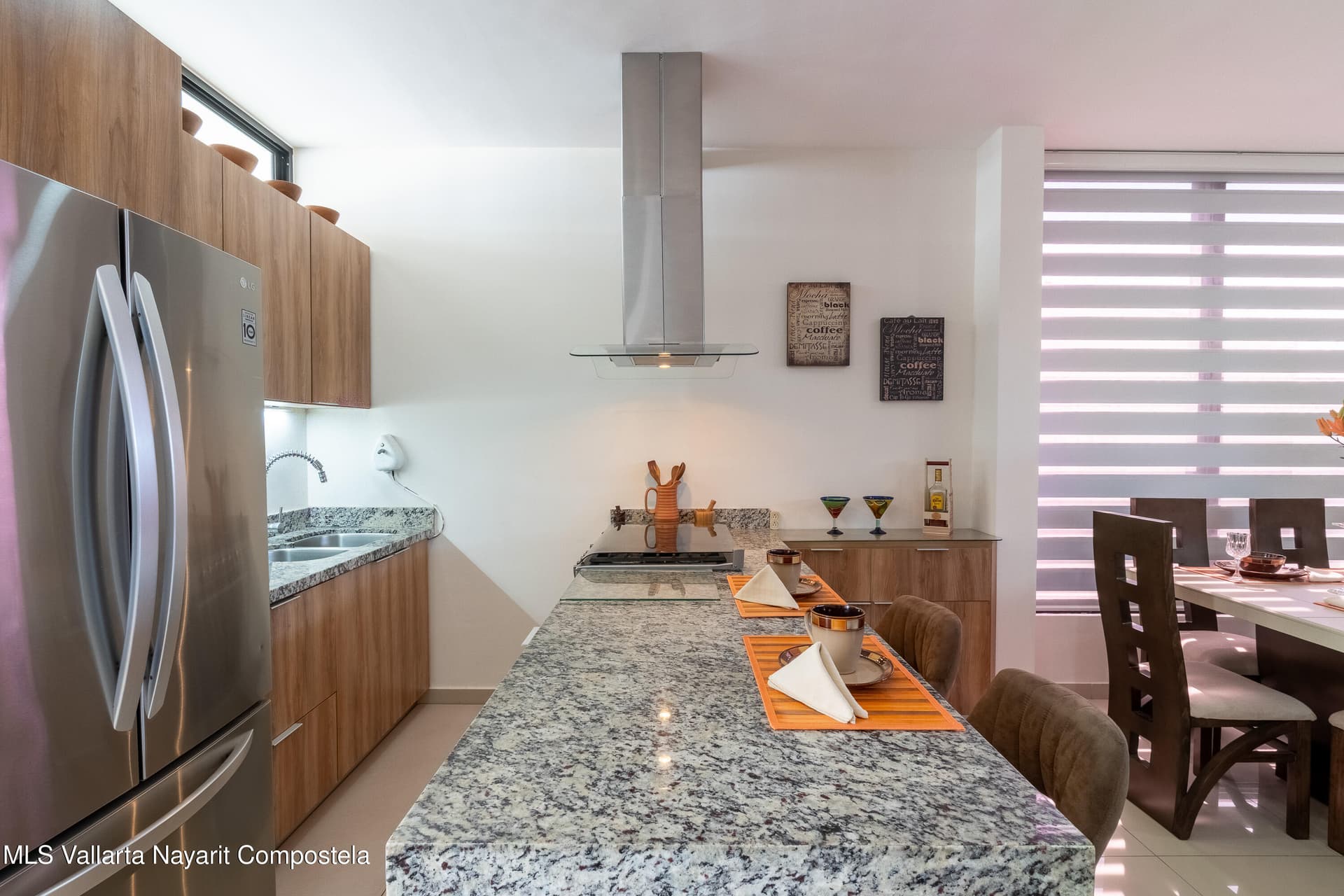Ebano Residencial 13