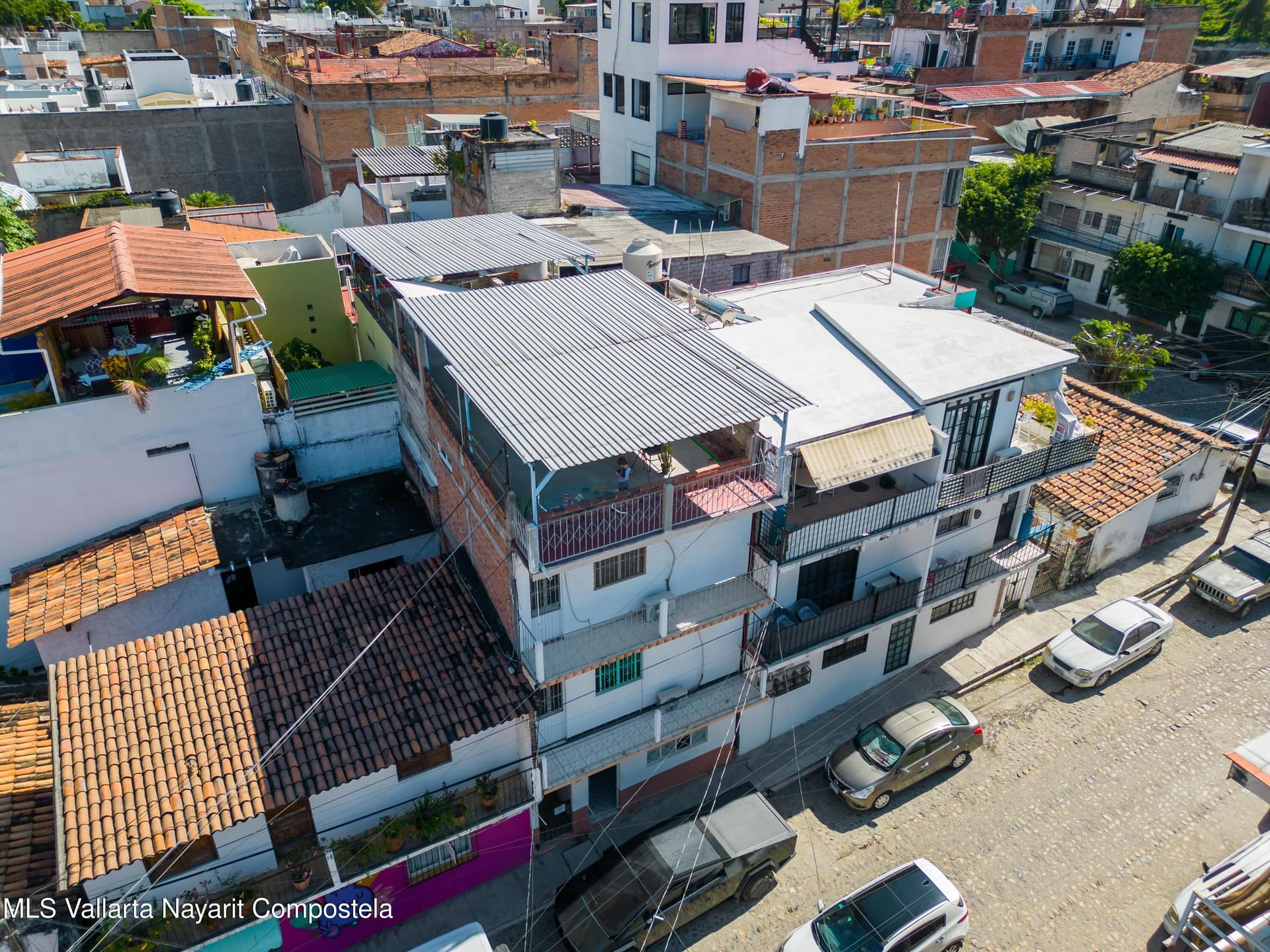 221 Naranjo 7