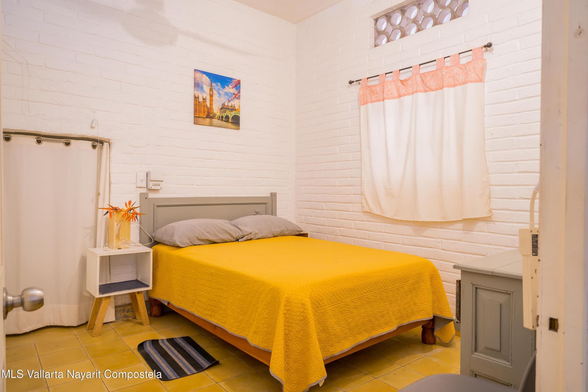 221 Naranjo 15