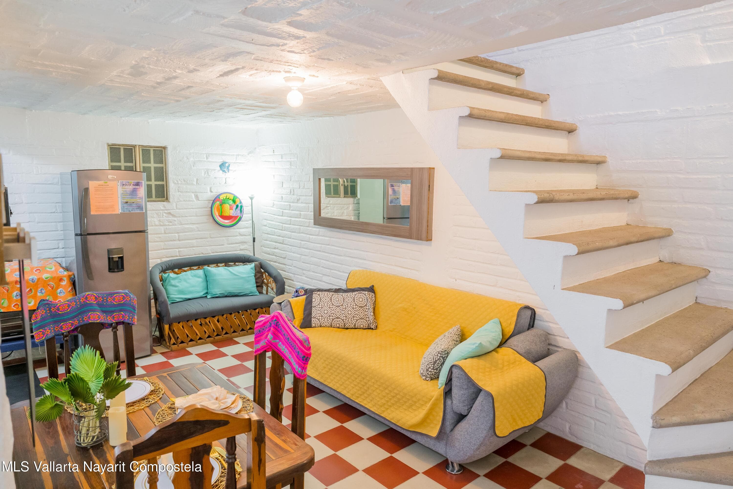 221 Naranjo 23