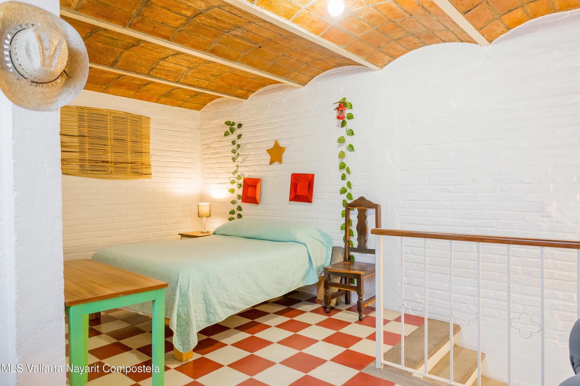 221 Naranjo 29
