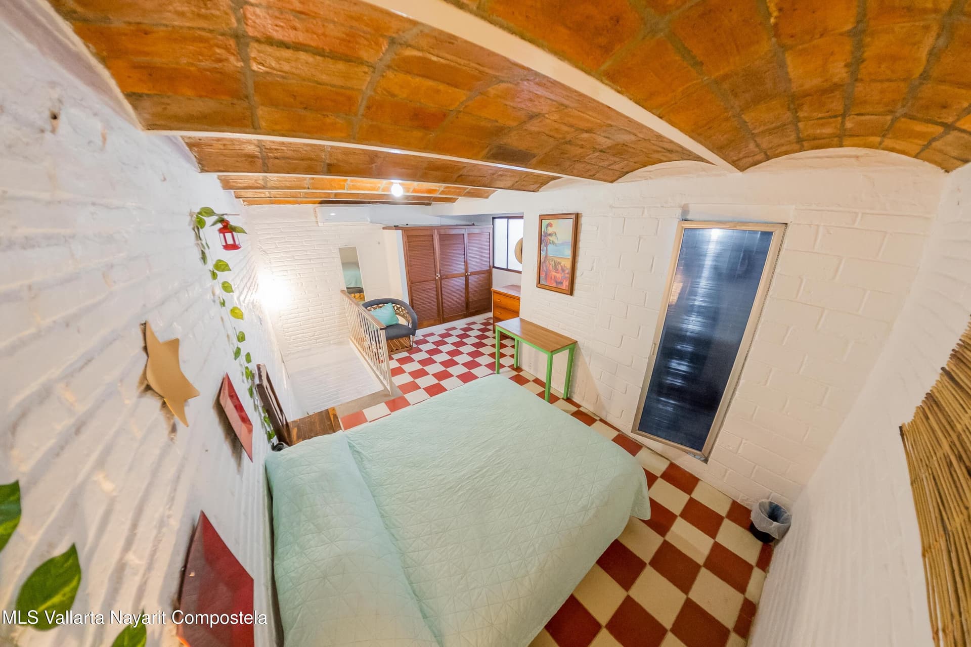 221 Naranjo 35