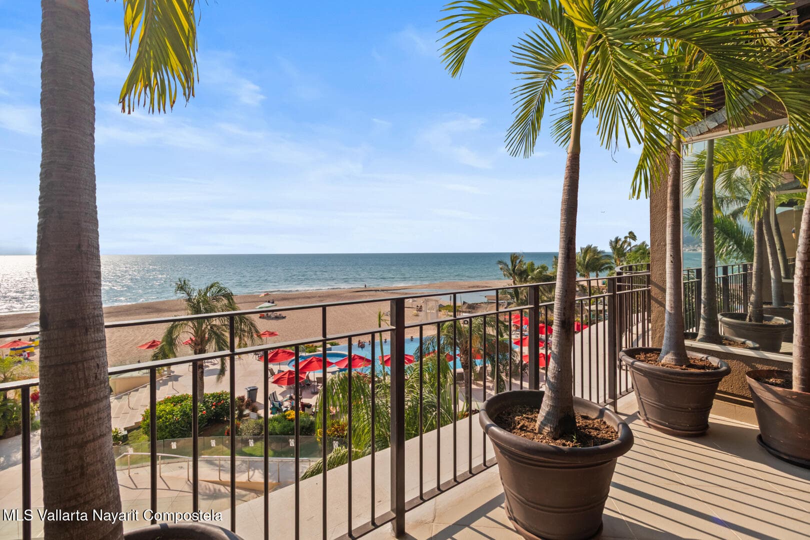 Grand Venetian 6