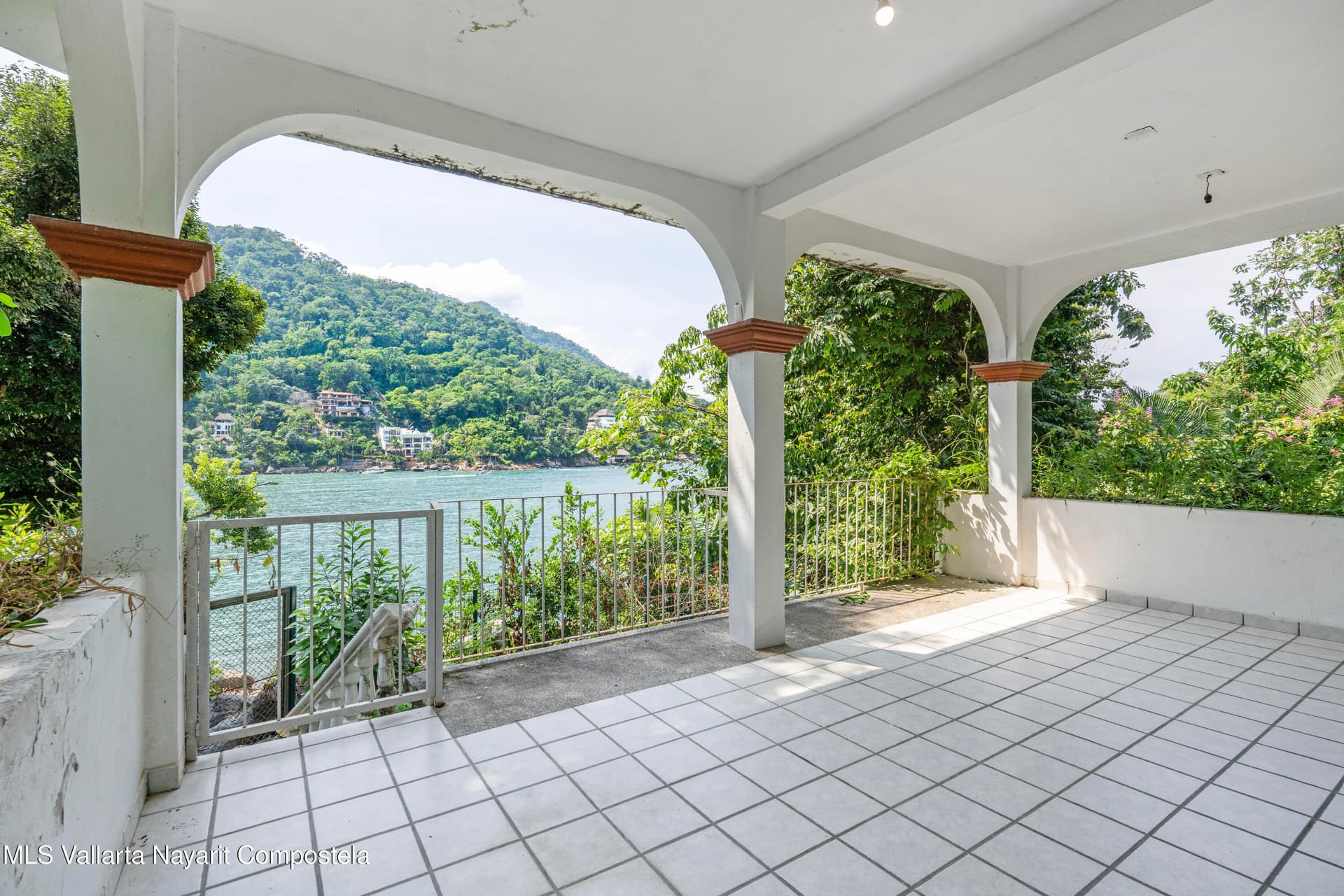 Lote 33 Carr a Barra de Navidad Manz 4 9
