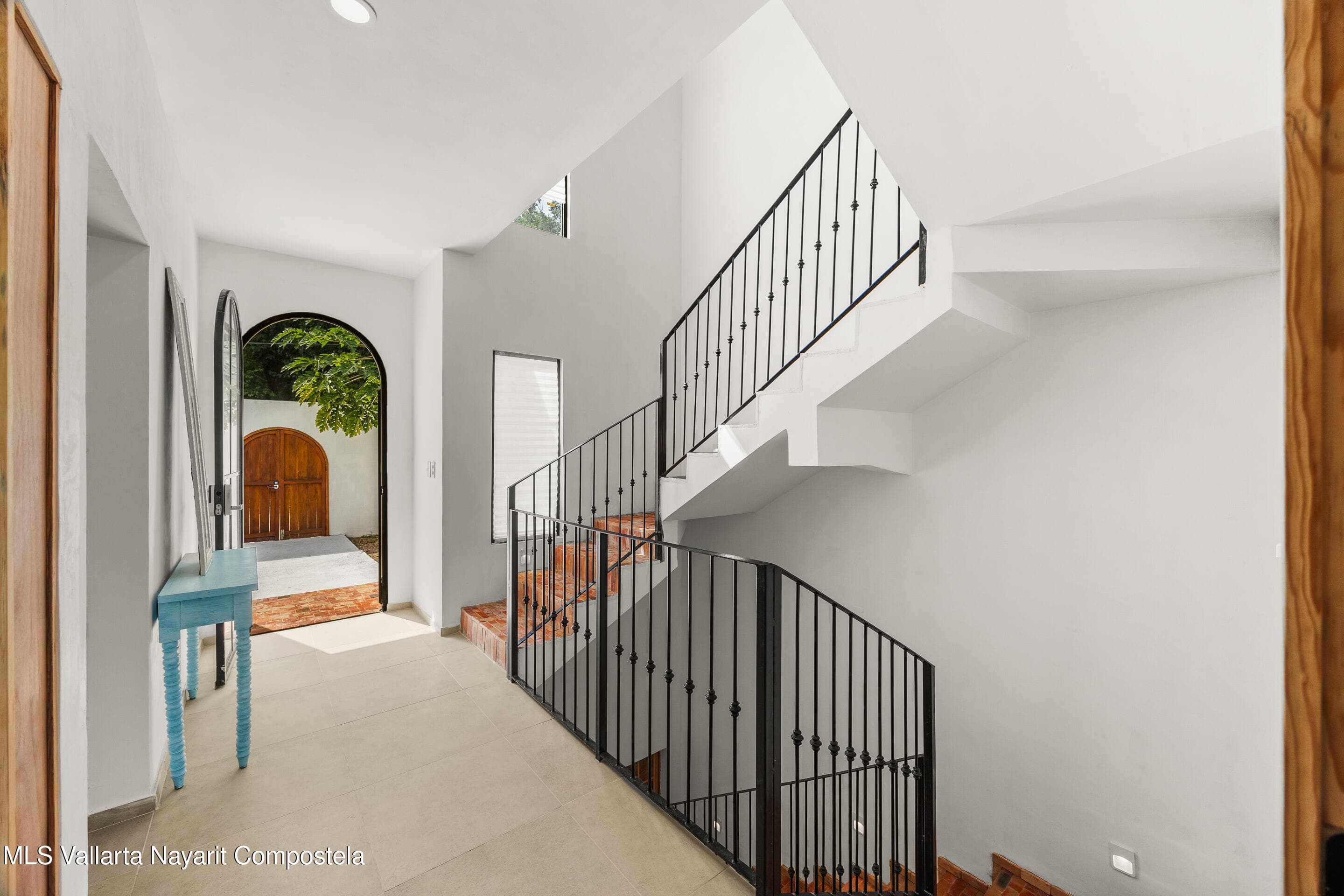9 Calle Las Rosas 15