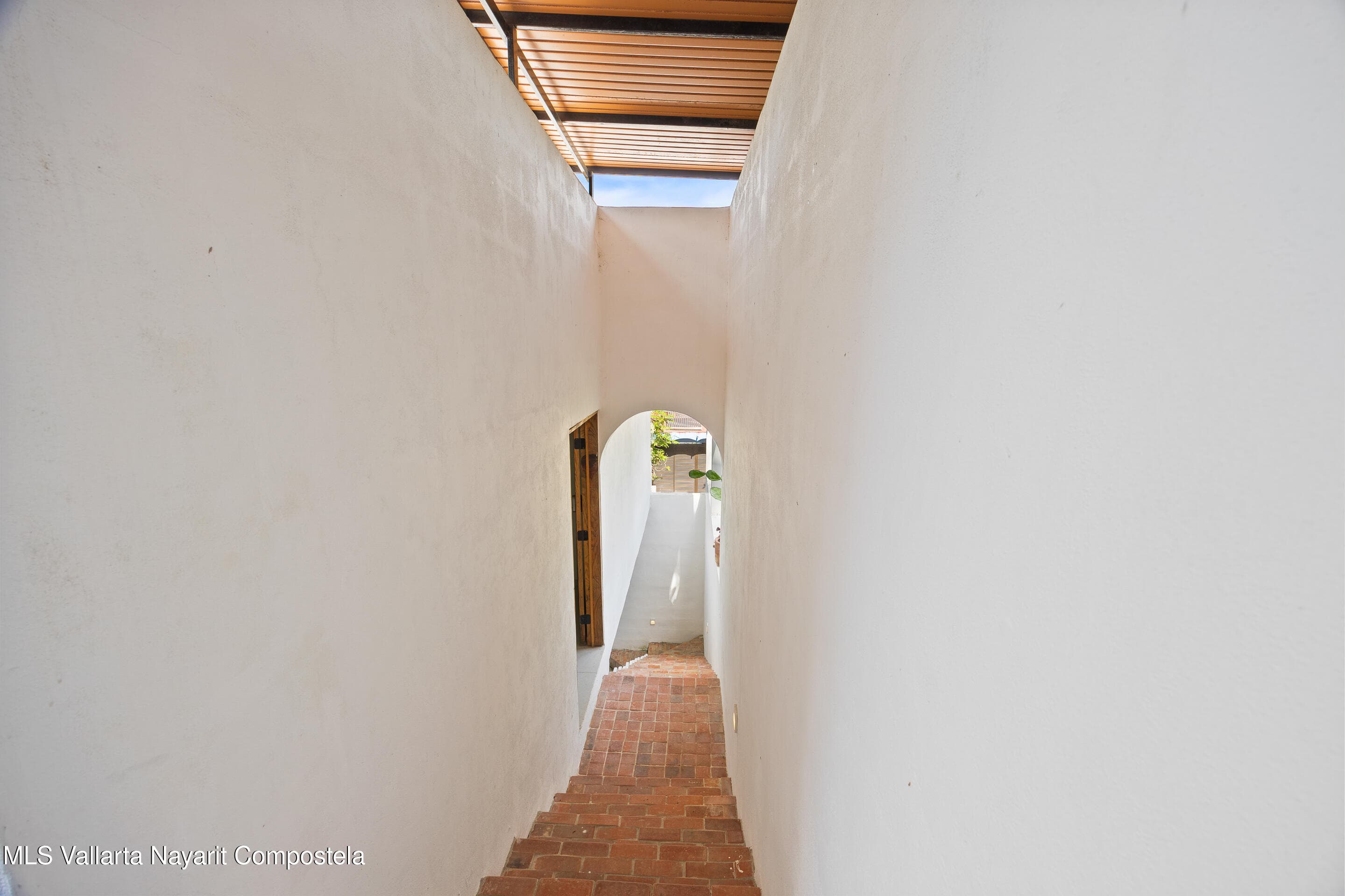 9 Calle Las Rosas 32